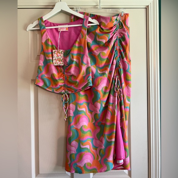 NWT ShowMeYourMumu Barbie Collab Krissy Top AND Skirt SET Sz L - Picture 7 of 8